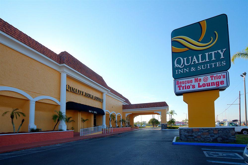 Quality Inn & Suites Conference Center New Port Richey Extérieur photo